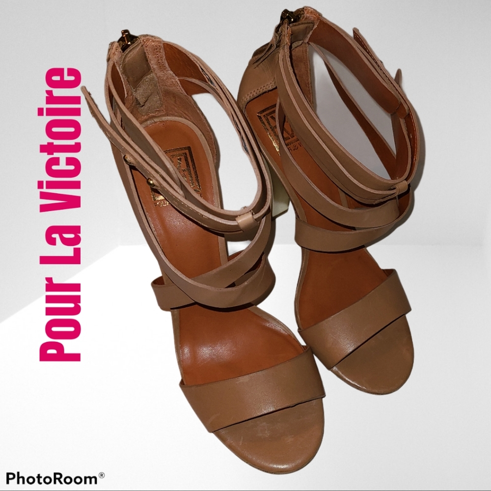 EUC Womens 9 1/2 Pour La Victoire Macaria Heels - Picture 3 of 12